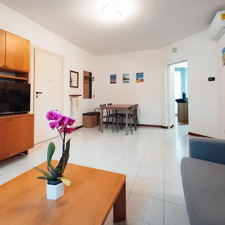 アパート Casa Paolina - Comfort & Garage Included *